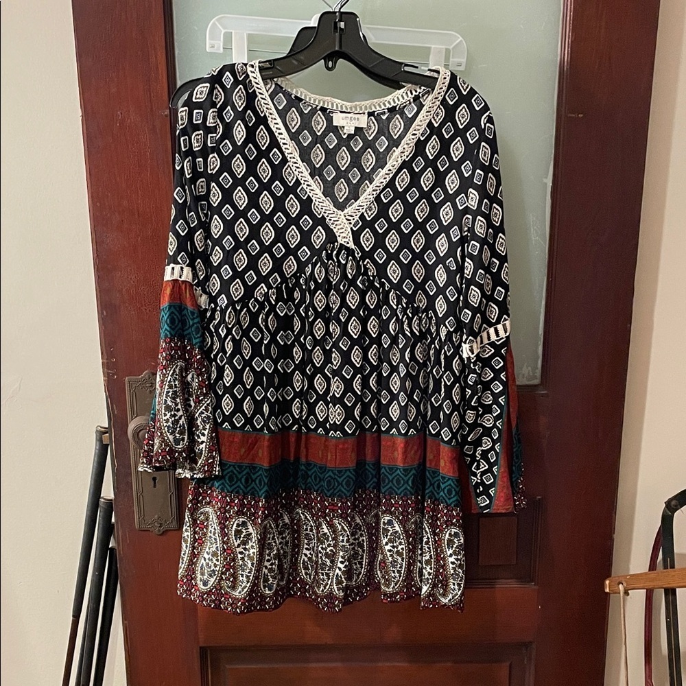Umgee Black and Red Boho Blouse